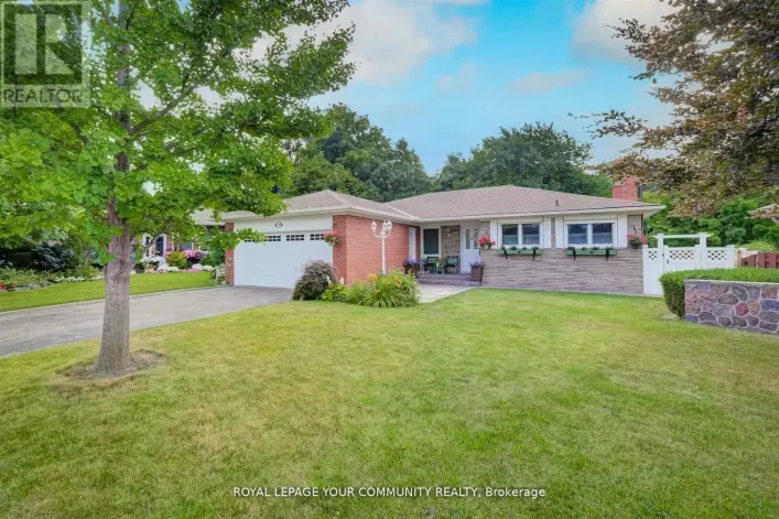 (LOWER) - 19 PEACHAM CRES CRESCENT, Toronto