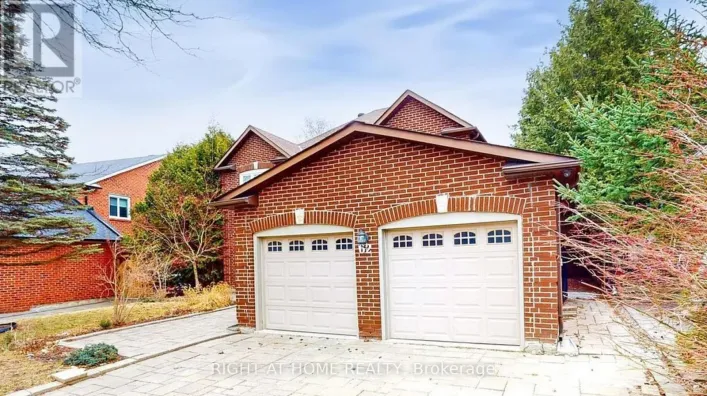 LOWER 2 - 62 MCCLENNY DRIVE, Aurora