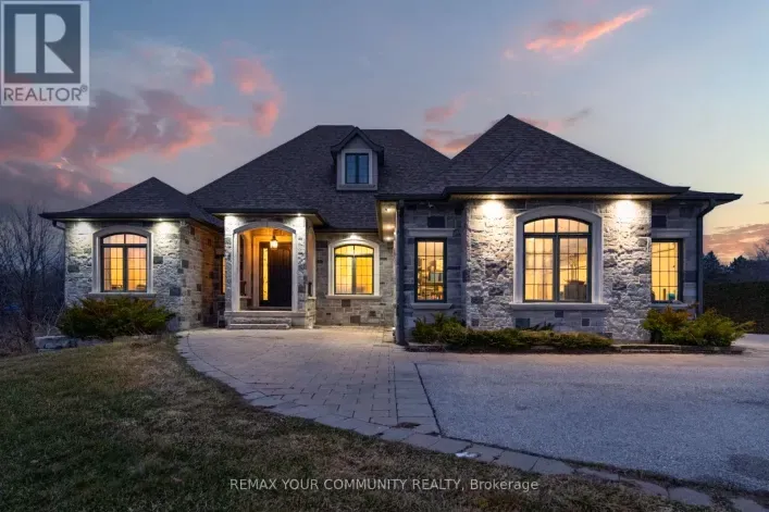 LOWER - 20111 BATHURST STREET E, East Gwillimbury