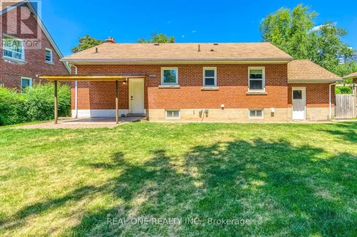 LOWER - 2048 EDINBURGH DRIVE, Burlington