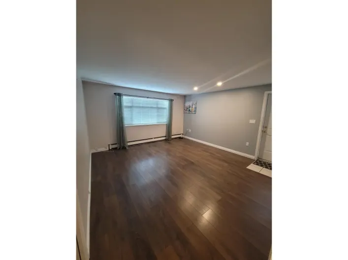 lower 20504 95A STREET, Langley