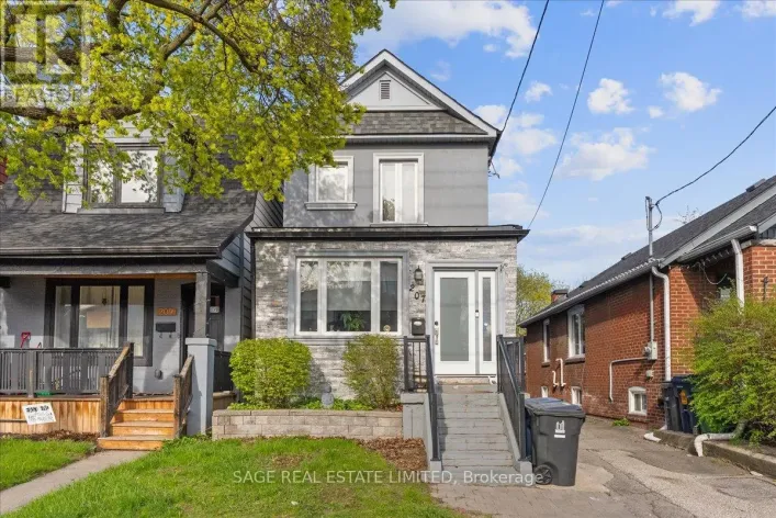LOWER - 207 CEDARVALE AVENUE, Toronto