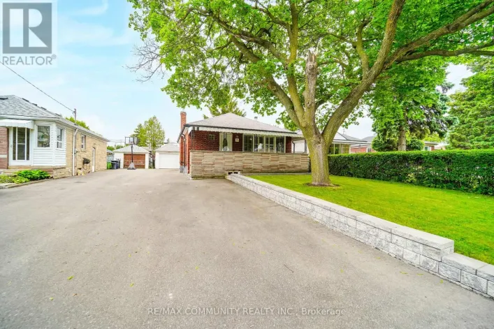 LOWER - 21 MIRAMAR CRESCENT, Toronto