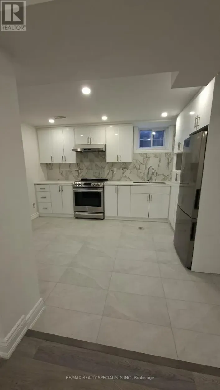 LOWER - 225 WAVERLY STREET S, Oshawa