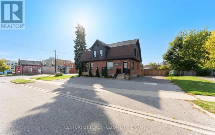 LOWER - 228 BROCK STREET N, Whitby