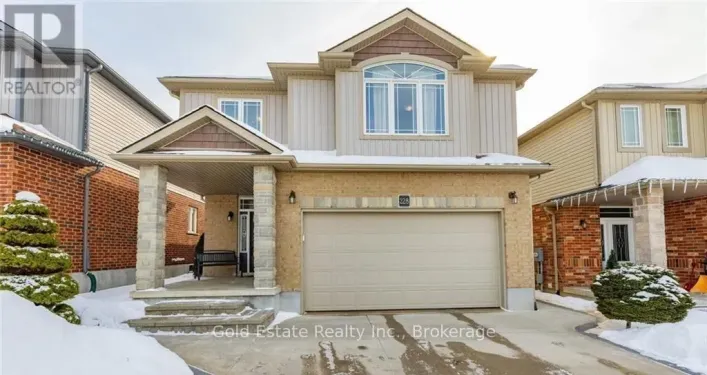 LOWER - 228 THREE WOOD DRIVE, Woodstock