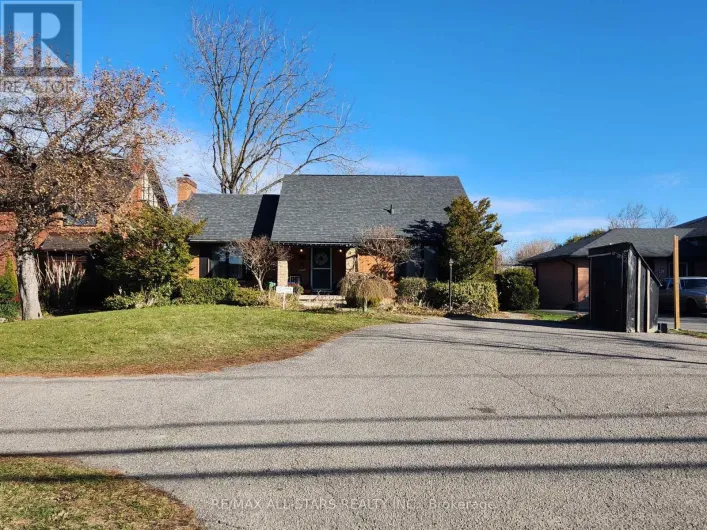 LOWER - 232 ANGELINE STREET N, Kawartha Lakes