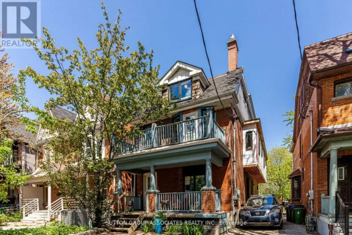 LOWER - 233 ALBANY AVENUE, Toronto