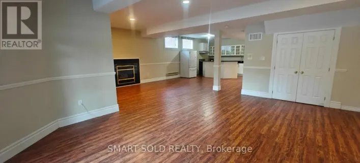 LOWER - 248 PRINCESS AVENUE, Toronto