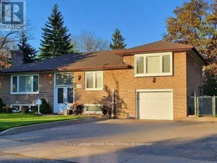 LOWER - 249 LUCAS STREET, Richmond Hill