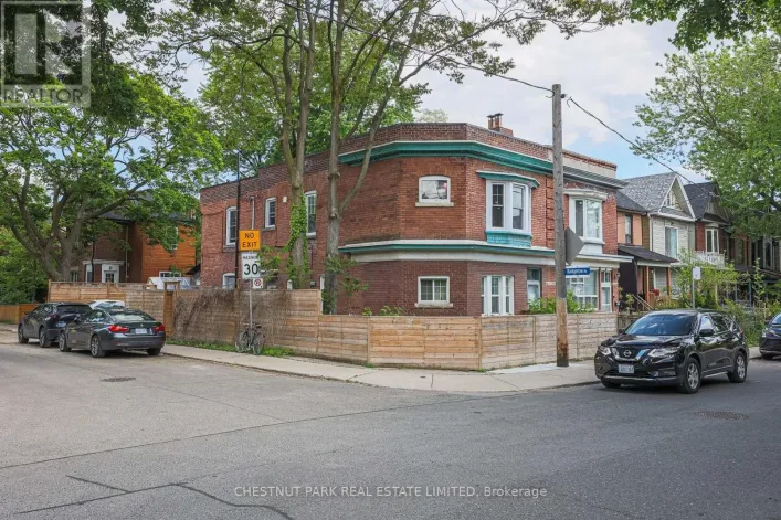 LOWER - 253 PAPE AVENUE, Toronto