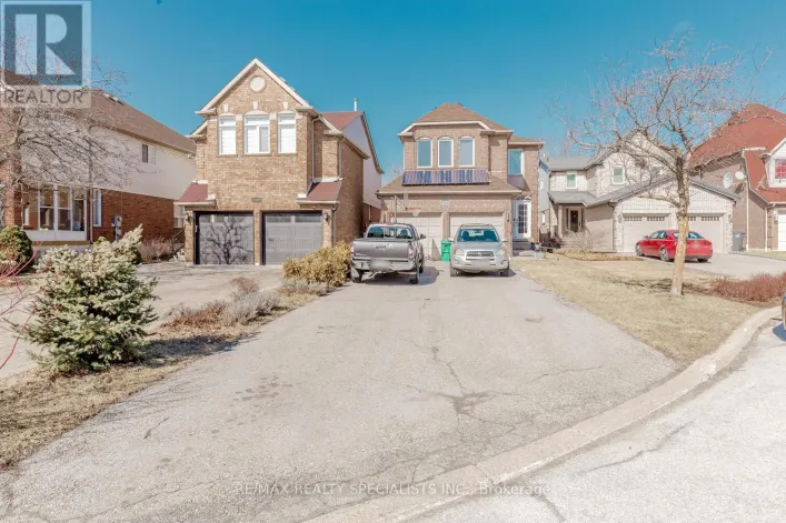 LOWER - 2535 RAGLAN COURT, Mississauga