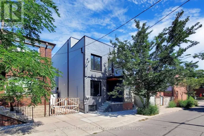 LOWER - 26 HENDERSON AVENUE, Toronto