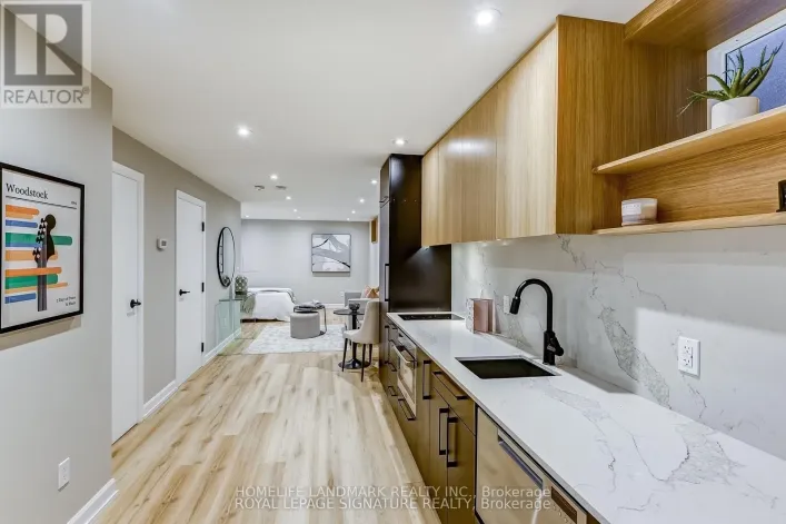 Other for rent: LOWER - 28 GARNOCK AVENUE, Toronto