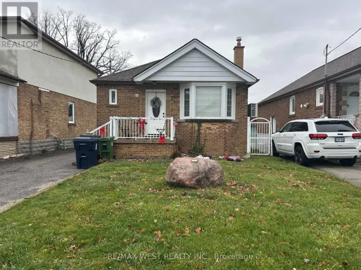 LOWER - 28 SNIDER AVENUE, Toronto