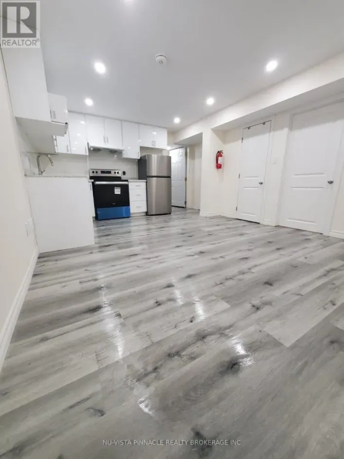 LOWER - 289 MIDDLETON AVENUE, London South