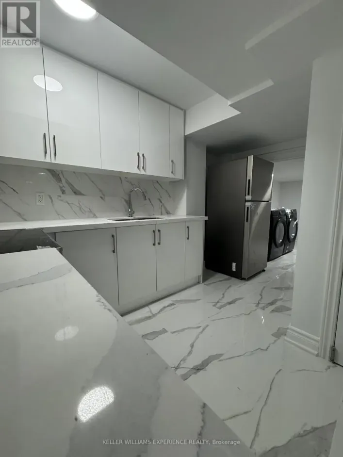 LOWER - 29 PADDINGTON GROVE, Barrie