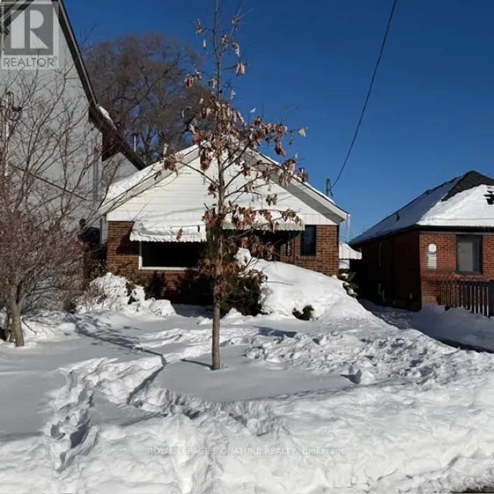 LOWER - 293 GLEBEMOUNT AVENUE, Toronto