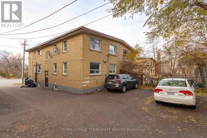 LOWER 2L - 2977 LAWRENCE AVENUE E, Toronto