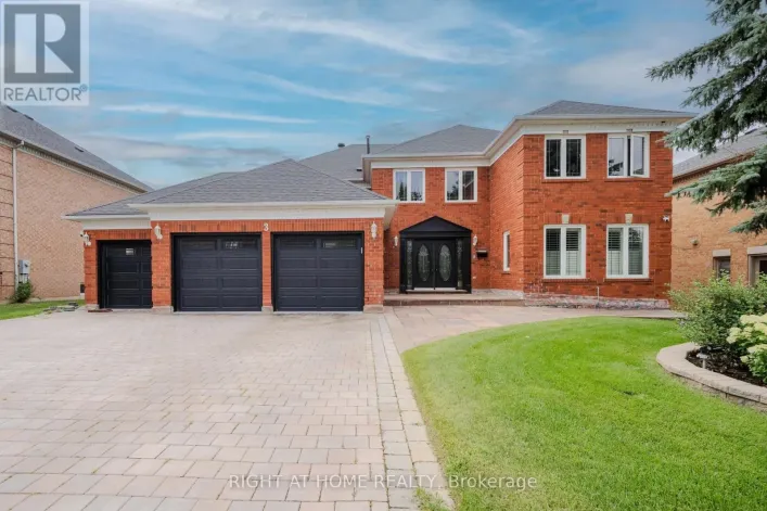LOWER - 3 GLENAYR ROAD, Richmond Hill