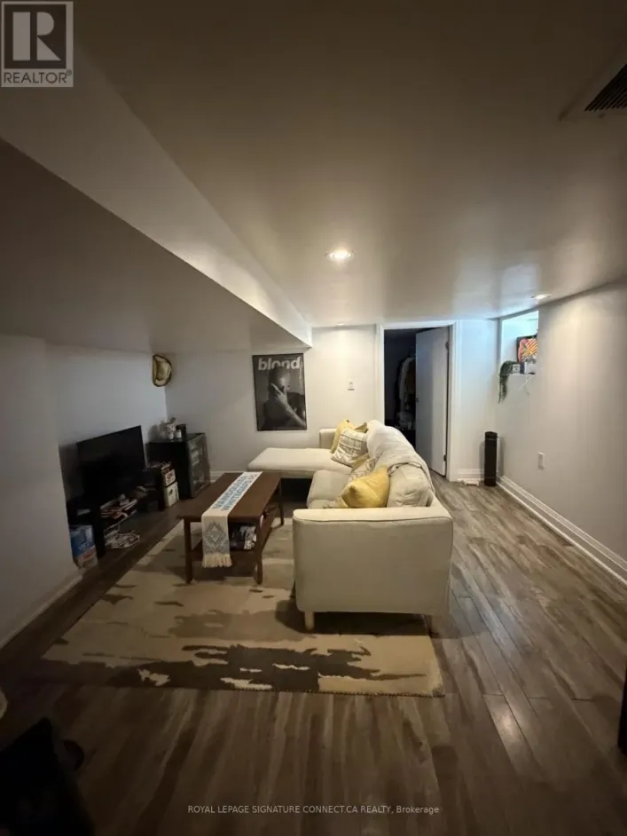 LOWER - 3 ROLYAT STREET, Toronto