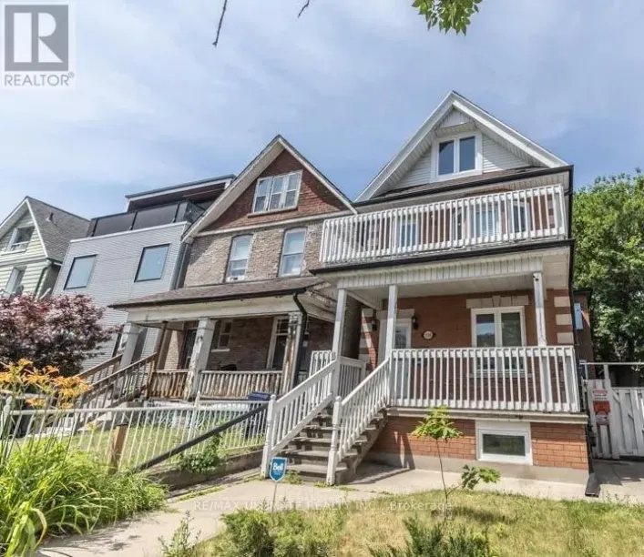 LOWER - 3208 DUNDAS STREET W, Toronto
