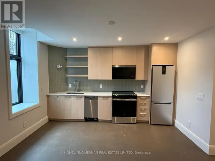 LOWER - 328 PALMERSTON BOULEVARD, Toronto