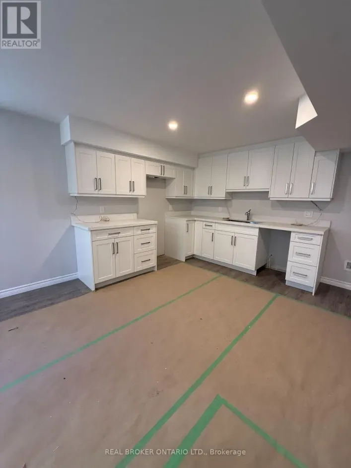 LOWER - 33 BRAEBURN STREET, Brighton