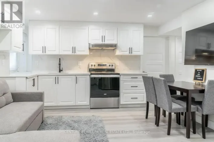 LOWER - 334 THIMBLEWEED COURT, Milton