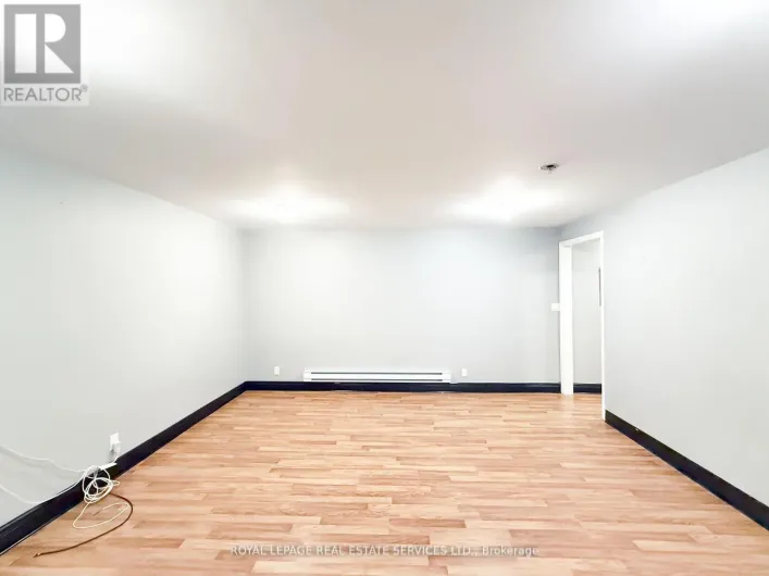 LOWER - 3352 DUNDAS STREET W, Toronto