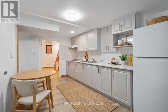 LOWER - 3438 WOODHURST CRESCENT, Mississauga