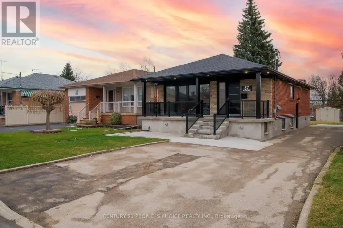 LOWER - 37 BENTWORTH AVENUE, Toronto