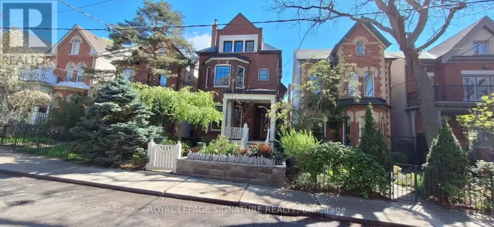 LOWER - 379 BERKELEY STREET, Toronto