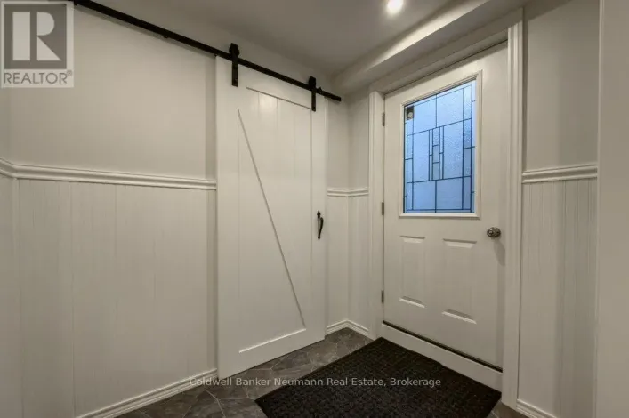 LOWER - 4 CUTTING DRIVE, Centre Wellington