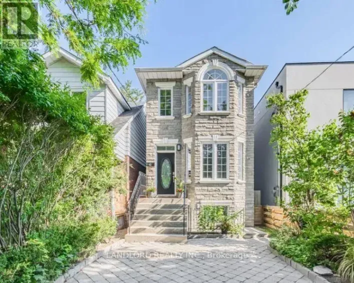 LOWER - 41 ALDWYCH AVENUE, Toronto
