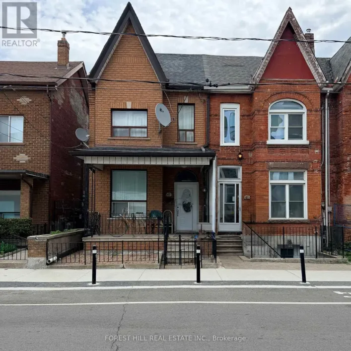 #LOWER - 41 GLADSTONE AVENUE, Toronto