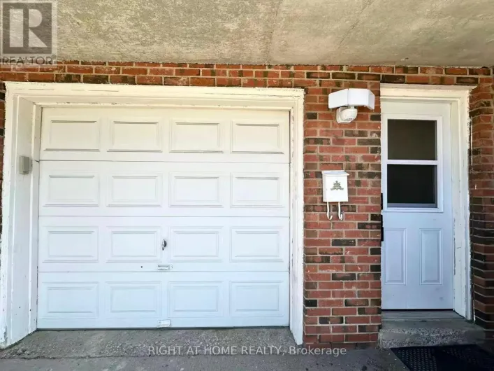 LOWER - 4125 BISHOPSTOKE LANE, Mississauga