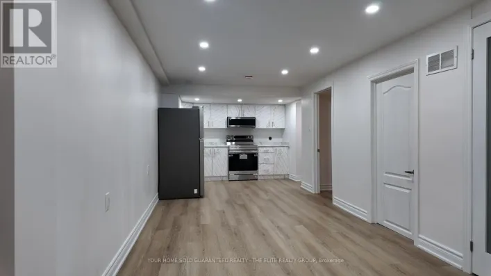 LOWER - 43 ROYAL PALM DRIVE, Brampton