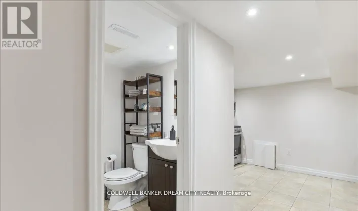 LOWER - 464 MAYBANK AVENUE, Toronto