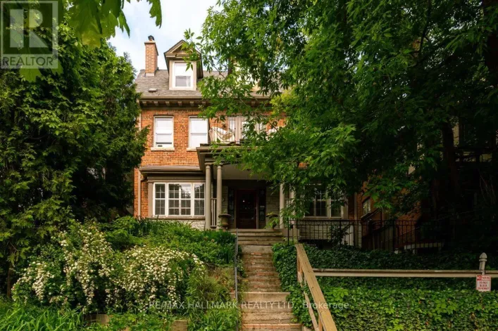 LOWER - 483 PARKSIDE DRIVE, Toronto
