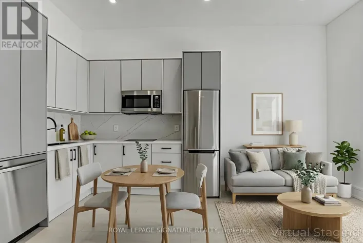 LOWER - 5 HOLBORNE AVENUE, Toronto