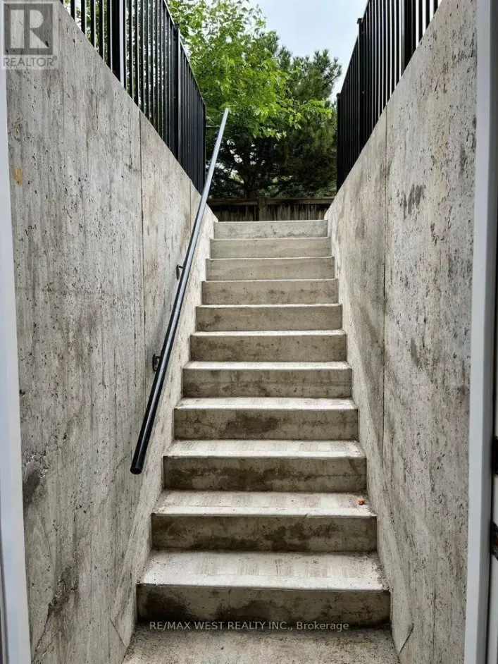 LOWER - 5481 GLEN ERIN DRIVE, Mississauga