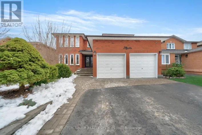 LOWER - 56 BALLARD CRESCENT, Newmarket