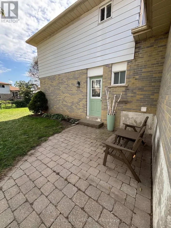 LOWER - 56 BERNICK DRIVE, Barrie