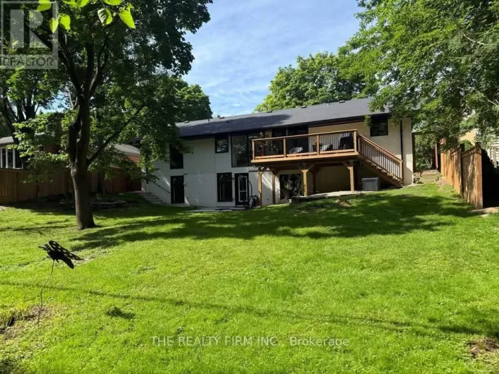 LOWER - 57 NAOMEE CRESCENT, London North