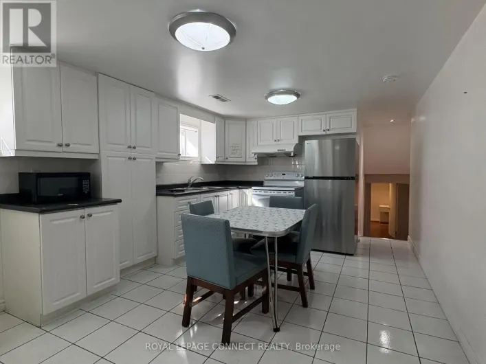 LOWER - 58 NAVAHO DRIVE, Toronto