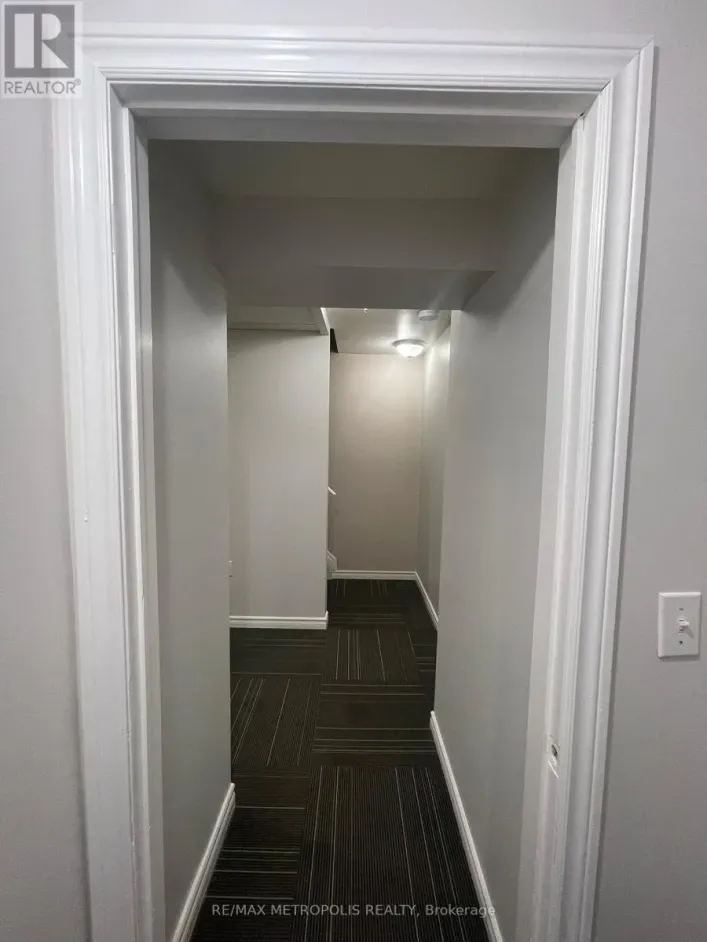 LOWER - 58 WHITEFOOT CRESCENT, Ajax