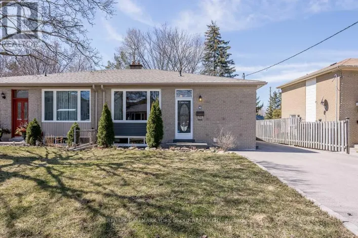 LOWER - 6 DAVIS ROAD, Aurora