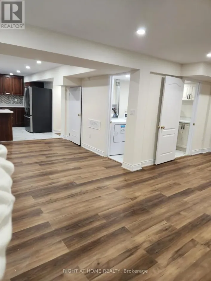 LOWER - 62 PINEWAY PLACE, Brampton