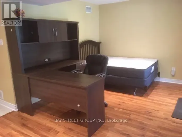 LOWER - 67 AMBERHILL WAY, Aurora
